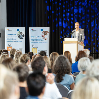 Hauptvortrag Prof. Dr. J&ouml;rg D&ouml;tsch
